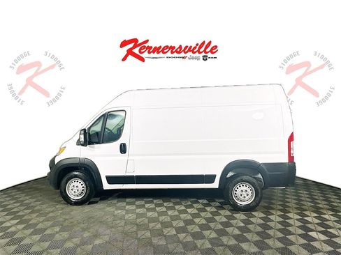 New 2026 RAM ProMaster 2500 w/ Convenience Group image 4