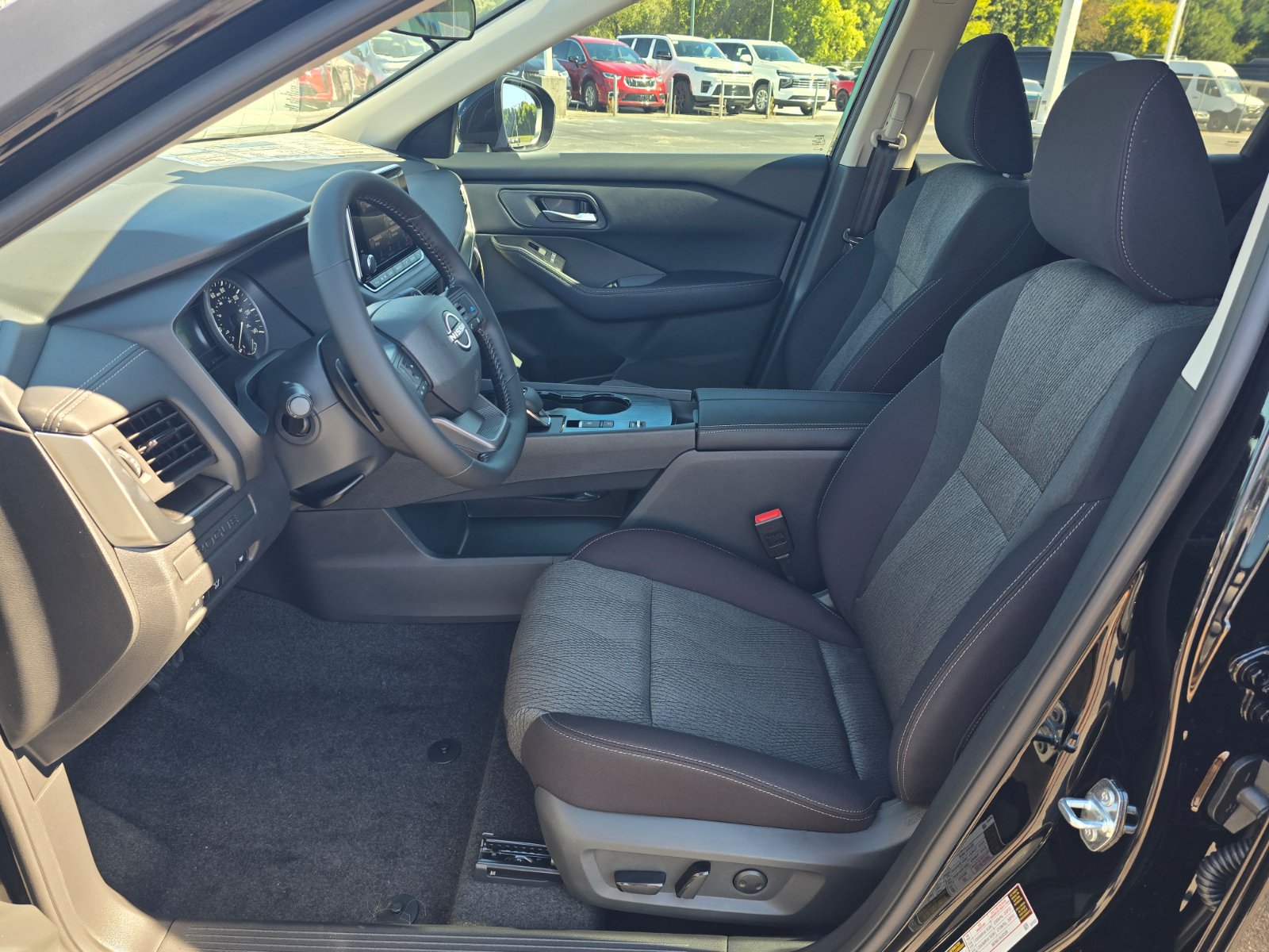 New 2027 Nissan Rogue SV w/ Cold Weather Package FWD image 12