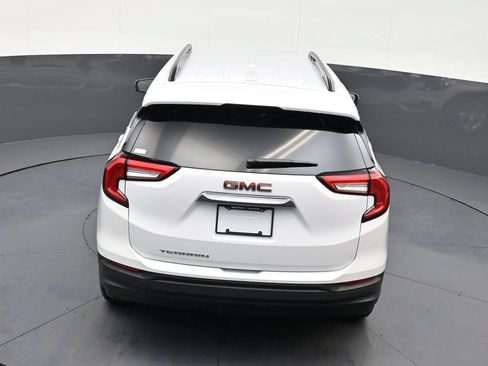 Used 2023 GMC Terrain SLE FWD image 12