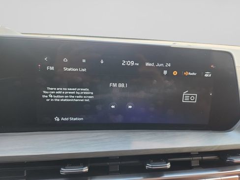 Certified 2025 Kia Telluride SX Prestige X-Line AWD/4WD image 22