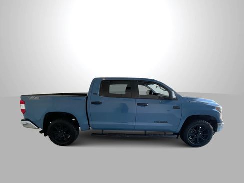Certified 2019 Toyota Tundra SR5 AWD/4WD image 9