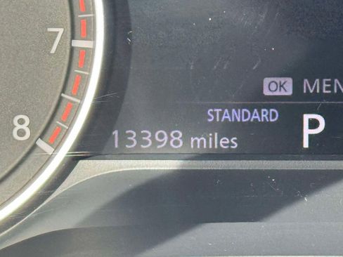 Used 2025 Nissan Pathfinder SL FWD image 26