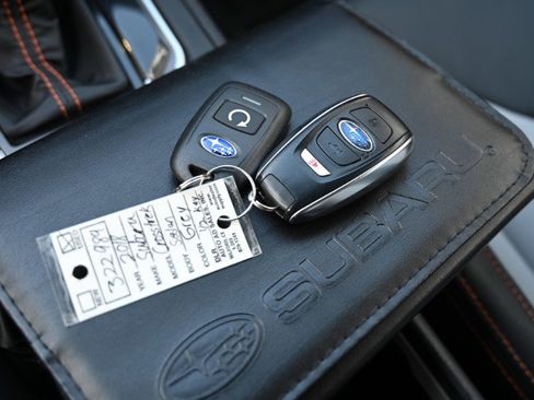 Used 2018 Subaru Crosstrek 2.0i Limited image 31