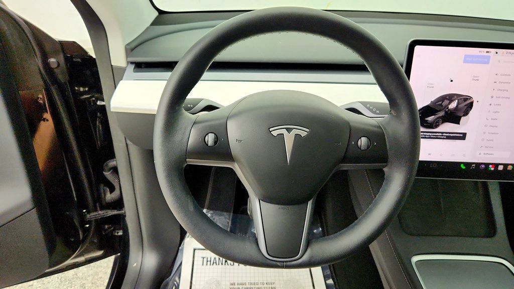 Used 2024 Tesla Model Y Long Range AWD/4WD image 13