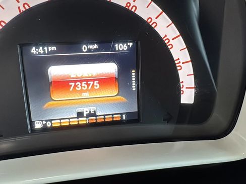 Used 2017 smart fortwo pure RWD image 21