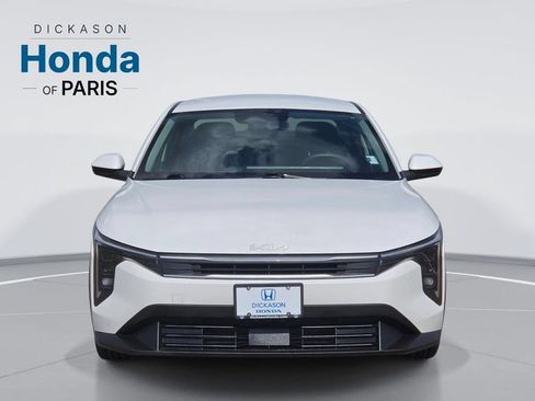 Used 2025 Kia K4 FWD image 2