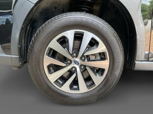 Used 2023 Subaru Outback Premium AWD/4WD image 15