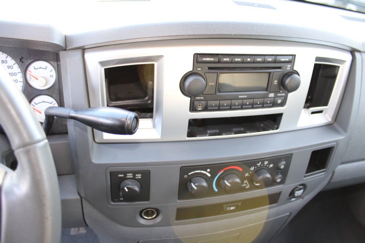 Used 2008 Dodge Ram 1500 Truck SLT w/ Popular Equipment Group AWD/4WD image 14