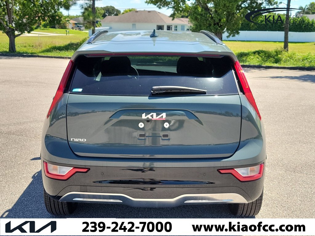 New 2025 Kia Niro Wind w/ Wind Preserve Package FWD image 5