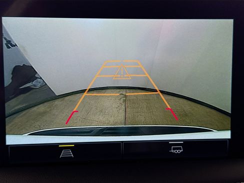 Used 2024 Chevrolet Suburban Premier image 14