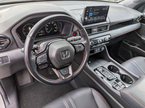 Certified 2023 Honda Pilot TrailSport image 14