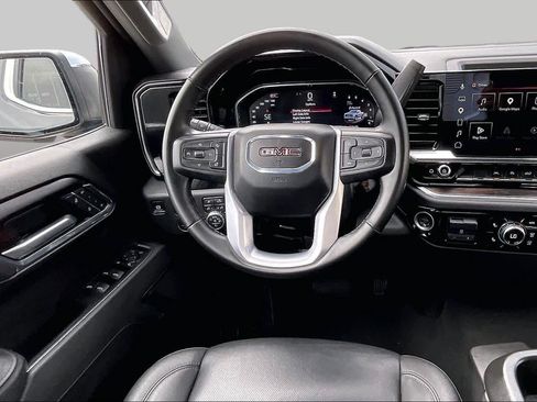Used 2025 GMC Sierra 1500 SLT AWD/4WD image 6