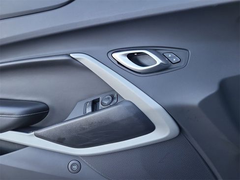 Used 2023 Chevrolet Camaro SS image 11