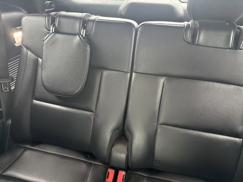 Used 2020 Ford Explorer Limited image 14