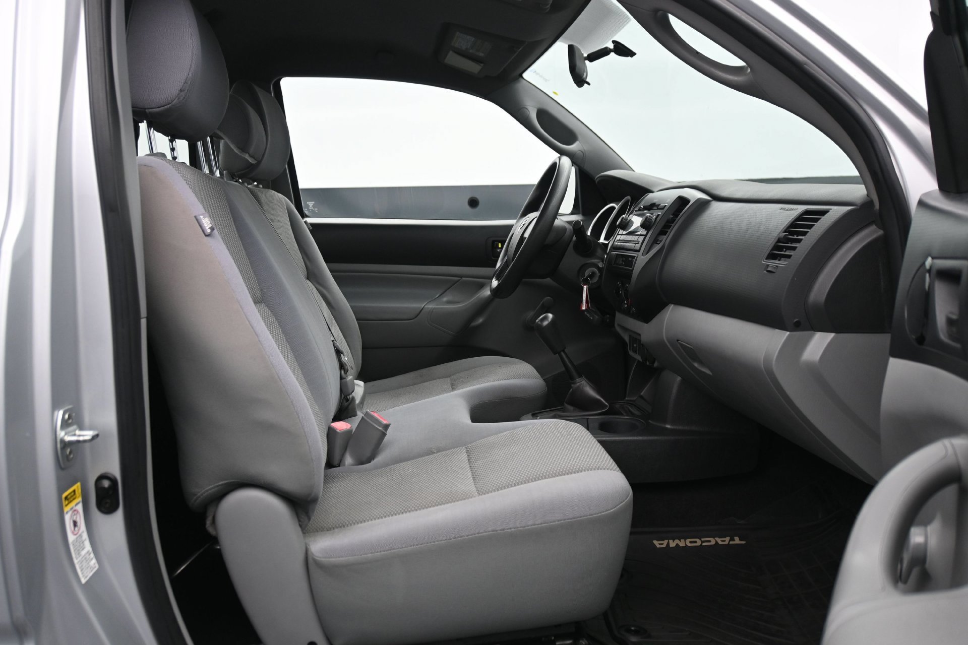Used 2012 Toyota Tacoma 4x4 Regular Cab image 13