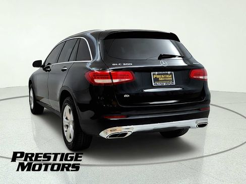 Used 2018 Mercedes-Benz GLC 300 4MATIC image 6