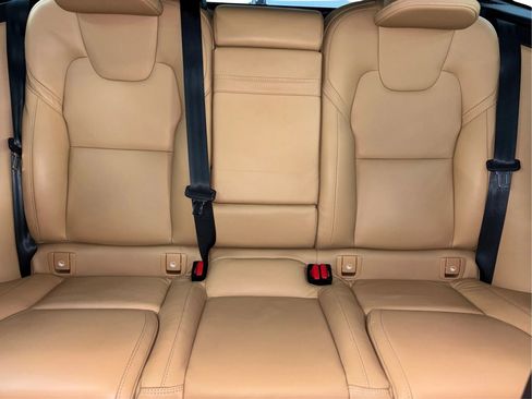 Used 2021 Volvo XC60 T5 Inscription image 20