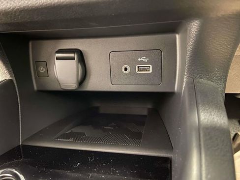 New 2025 Nissan Versa SV w/ Trunk Package image 15