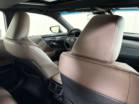 New 2025 Lexus ES 350 w/ Premium Package image 26