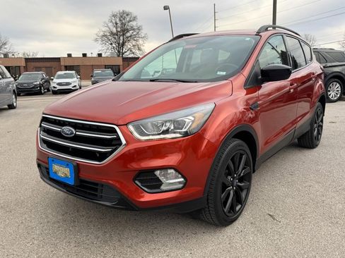 Used 2019 Ford Escape SE image 8