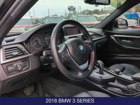 Used 2018 BMW 330i xDrive Sedan image 8