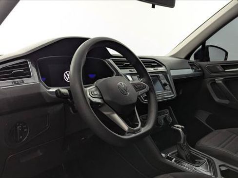 Used 2022 Volkswagen Tiguan S FWD image 23