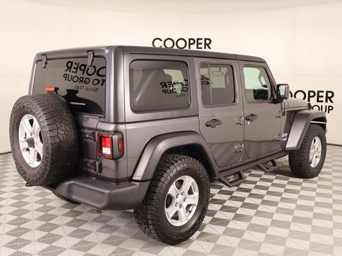 Used 2020 Jeep Wrangler Unlimited Sport S AWD/4WD image 19