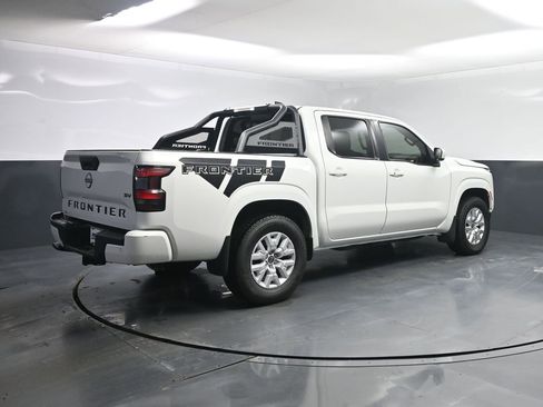 Used 2022 Nissan Frontier SV image 26