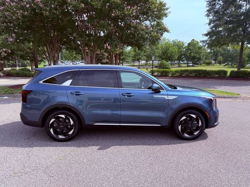 Used 2025 Kia Sorento SX Prestige AWD/4WD image 18