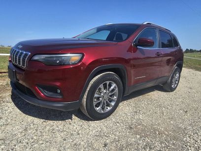Used 2019 Jeep Cherokee Latitude w/ Popular Appearance Group