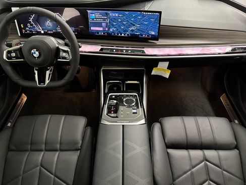 New 2026 BMW 740i w/ Executive Package image 14