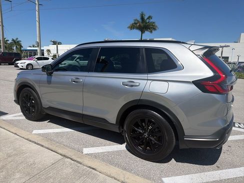 Used 2023 Honda CR-V Sport image 7
