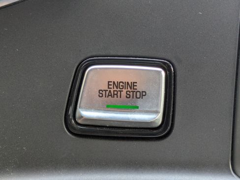Used 2016 Chevrolet Corvette Z06 w/ 3LZ Preferred Equipment Group RWD image 29