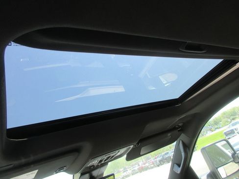 New 2026 GMC Sierra 3500 AT4 w/ AT4 Premium Plus Package AWD/4WD image 16