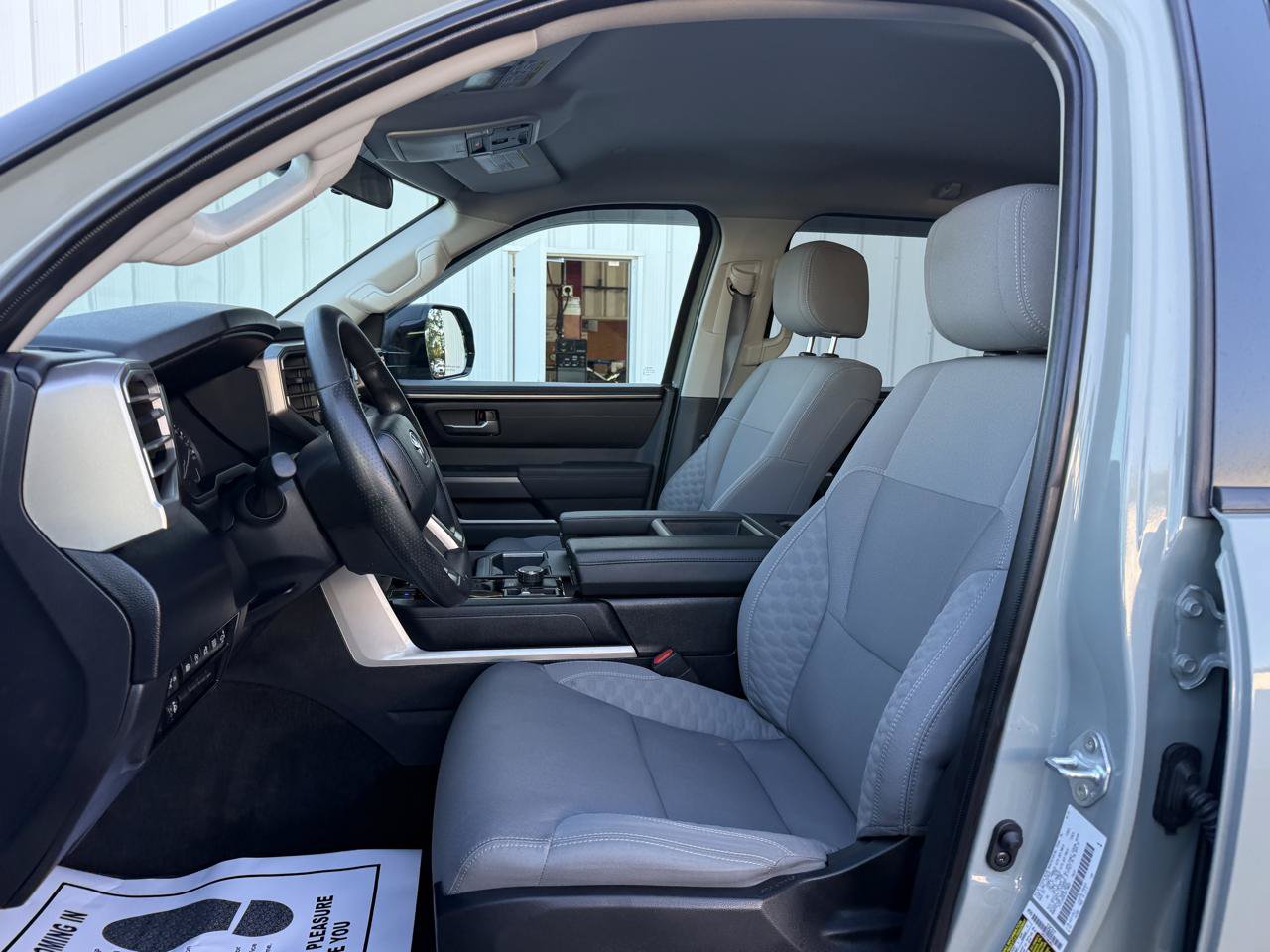 Used 2024 Toyota Tundra SR5 w/ SR5 Convenience Package AWD/4WD image 10