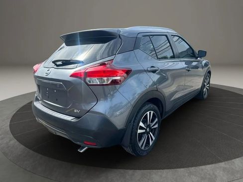Used 2019 Nissan Kicks SV FWD image 5