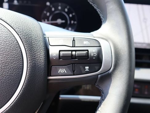 Used 2025 Kia Sportage SX FWD image 28