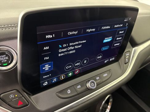 Used 2025 Chevrolet Blazer LT image 28