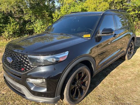 Used 2023 Ford Explorer ST w/ Equipment Group 401A AWD/4WD image 3