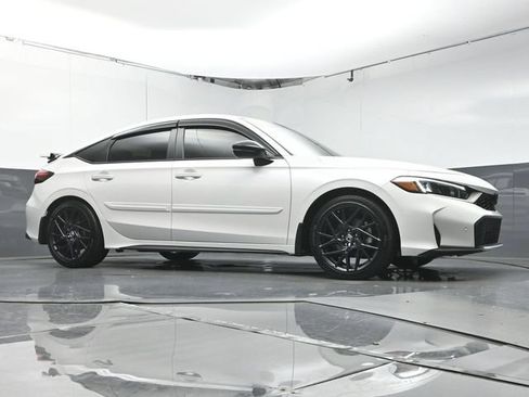 Used 2025 Honda Civic Sport Touring image 31
