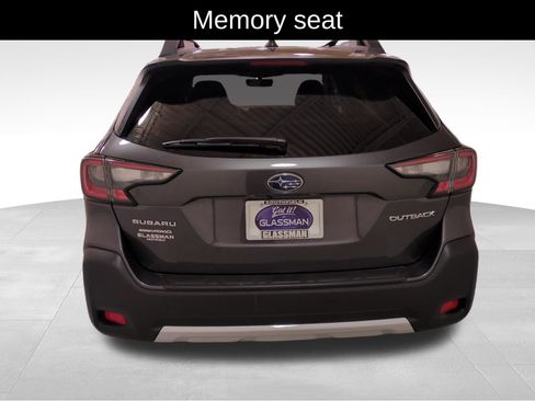 Used 2023 Subaru Outback Limited image 6