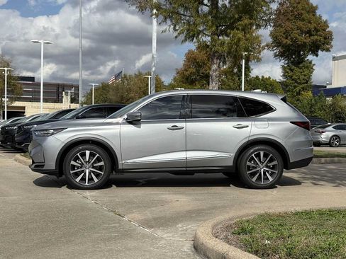 Used 2026 Acura MDX w/ Technology Package FWD image 3