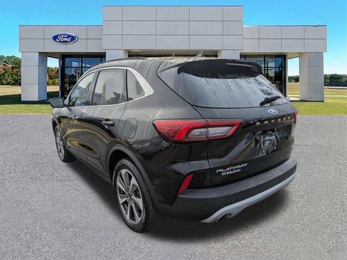 Certified 2025 Ford Escape Platinum image 6