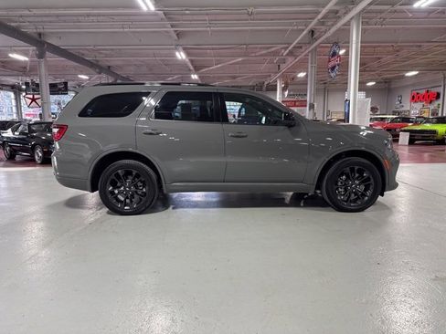 Certified 2024 Dodge Durango GT w/ Blacktop Package image 6