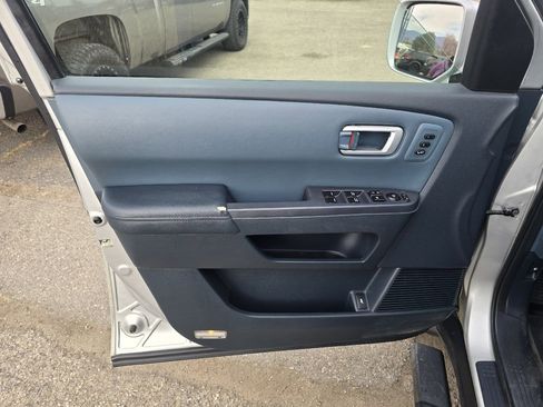 Used 2009 Honda Pilot Touring image 10