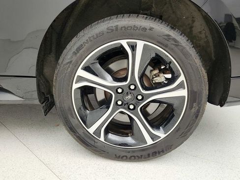 Used 2024 Ford Edge ST image 9