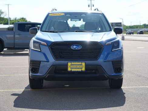 Used 2024 Subaru Forester AWD/4WD image 8
