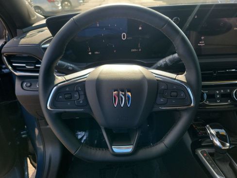 Used 2026 Buick Envista Sport Touring w/ Convenience I Package FWD image 25