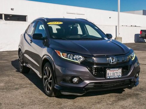 Used 2019 Honda HR-V Sport image 3