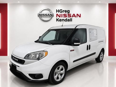 Used 2022 RAM ProMaster City Tradesman w/ Lights & Wheels Group FWD image 3